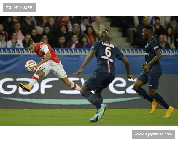 小卢卡斯为何在巴黎始终担任替补分析及原因探讨